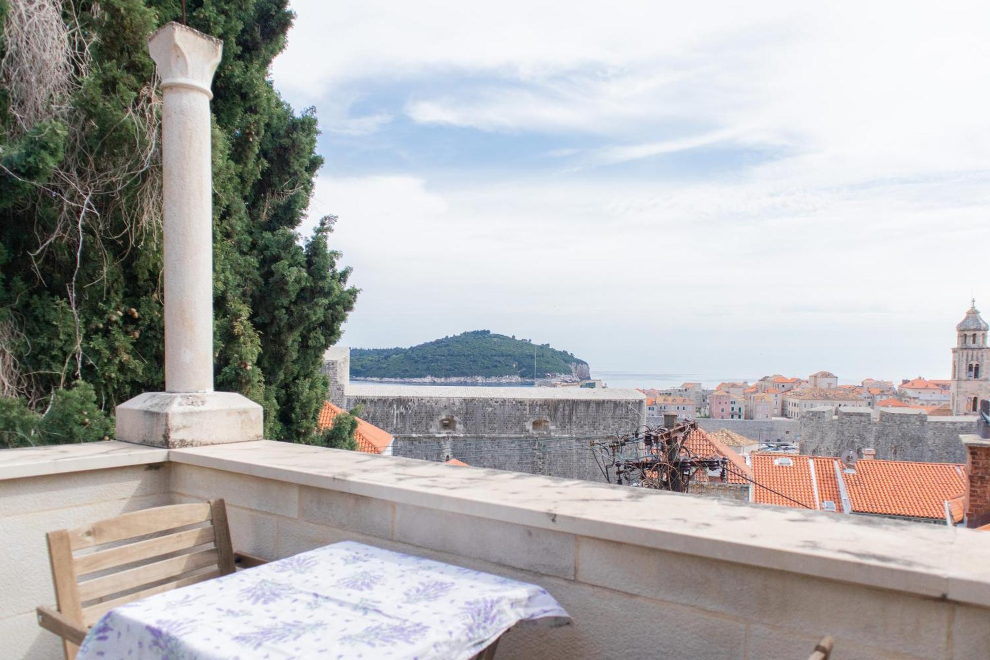 Love Dubrovnik Hostel Buitenkant foto